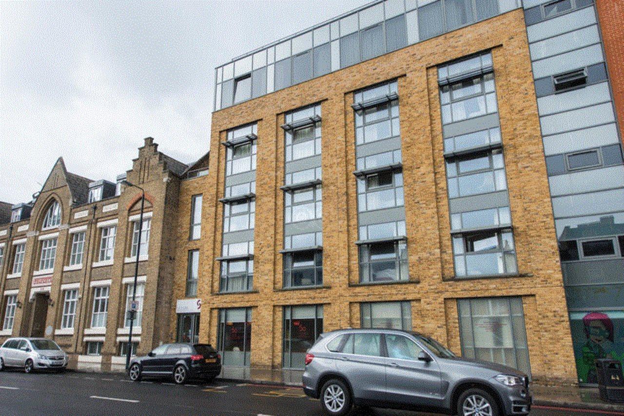 Axiom Park Hotel London Exterior photo
