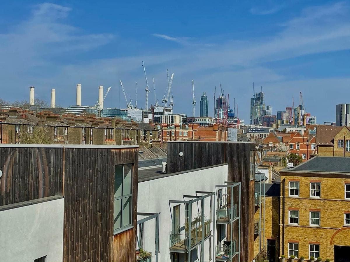 Axiom Park Hotel London Exterior photo
