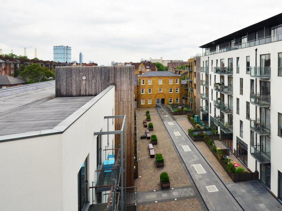 Axiom Park Hotel London Exterior photo