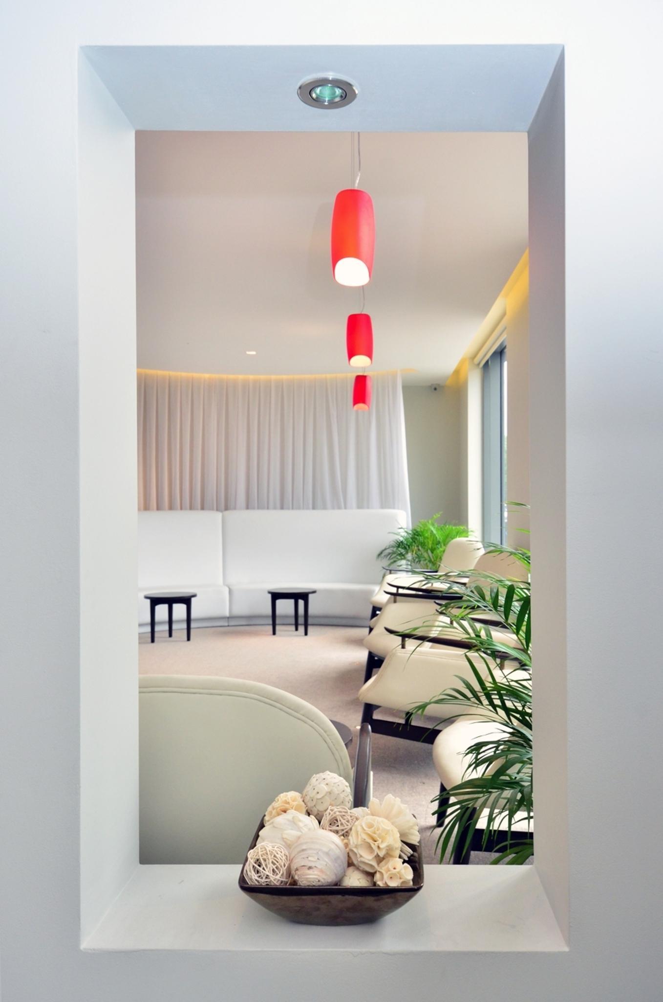 Axiom Park Hotel London Exterior photo